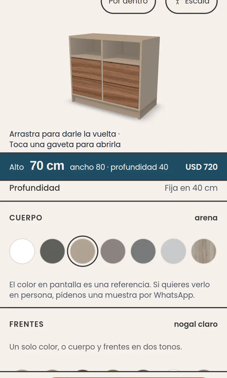 La ficha de Estrato con el cuerpo en arena y los frentes en nogal claro, y los doce colores para elegir.